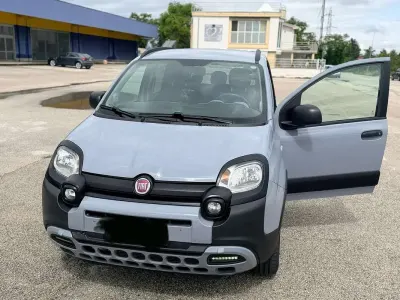 Begagnad Fiat Panda Cross Cross 95 HK (69 kW) 2018 Halvkombi