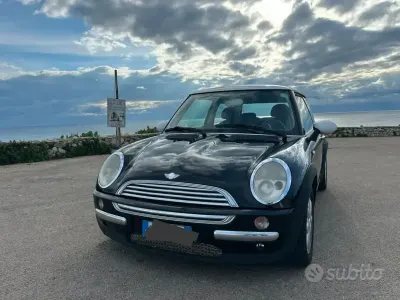 Usata Mini Cooper 116 CV (85 kW) 2003 Nero Utilitaria
