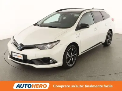 Usata Toyota Auris Hybrid Edition 99 CV (72 kW) 2017 Bianco Station wagon