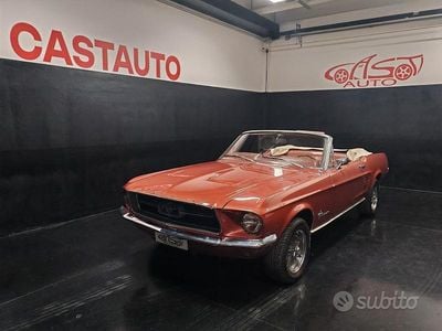 Usata Ford Mustang Convertible 184 CV (135 kW) 1960 Marrone Cabrio