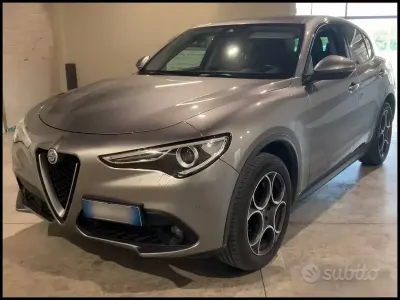 Usata Alfa Romeo Stelvio Sprint 190 CV (139 kW) 2022 Grigio SUV