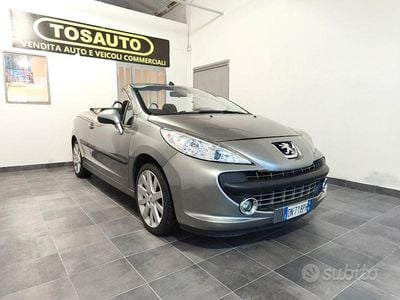 Usata Peugeot 207 CC 120 CV (88 kW) 2008 Grigio Cabrio