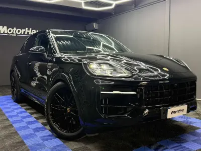 Usata Porsche Cayenne 305 CV (224 kW) 2024 Nero SUV
