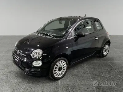 Begagnad Fiat 500 Lounge 70 HK (51 kW) 2020 Svart Sedan