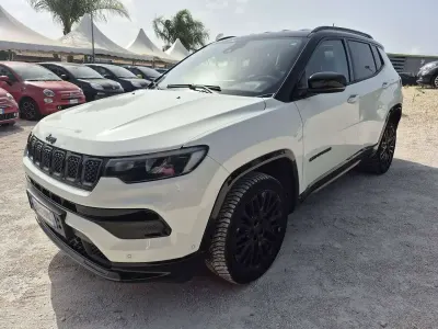 Usata Jeep Compass 179 CV (131 kW) 2023 Bianco SUV