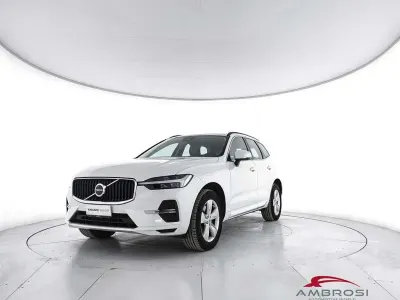 Usado Volvo XC60 Core 197 CV (144 kW) 2022 Blanco SUV