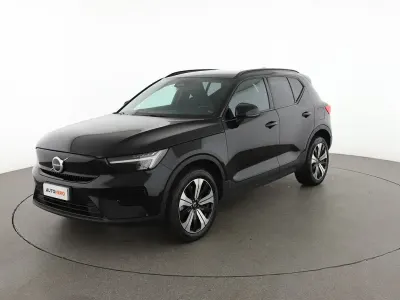 Usata Volvo XC40 Core 169 kW (231 CV) 2023 Nero SUV