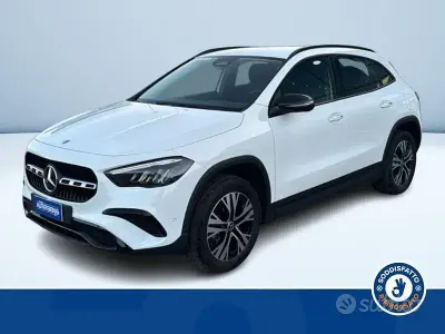Käytetty Mercedes GLA180 Advanced Plus 116 HP (85 kW) 2025 Valkoinen Katumaasturi