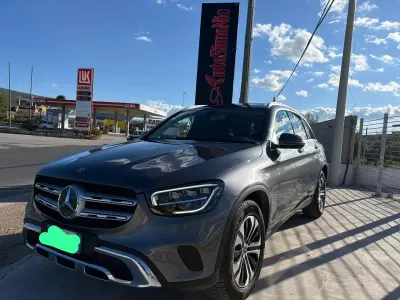Usata Mercedes GLC220 Premium 194 CV (142 kW) 2020 Grigio SUV