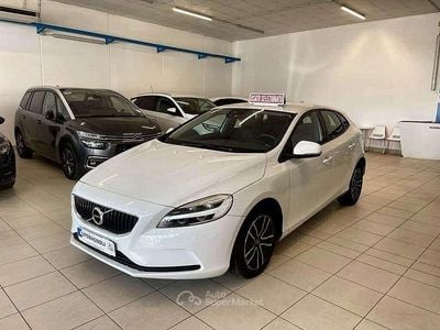 Usata Volvo V40 Business Edition 120 CV (88 kW) 2018 Bianco Berlina