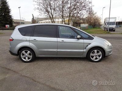 Usata Ford S-MAX Titanium 131 CV (96 kW) 2008 Grigio Monovolume