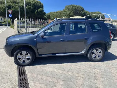 Gebraucht Dacia Duster Lauréate 109 PS (80 kW) 2016 Grau SUV