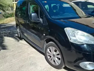 Usata Citroën Berlingo XTR 90 CV (66 kW) 2011 Nero Monovolume