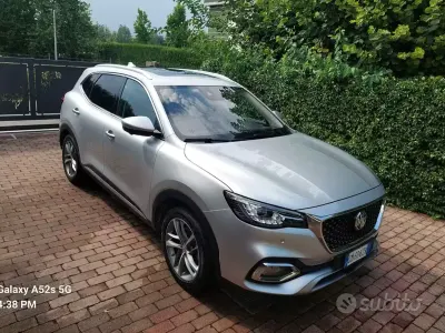 Usata MG HS Luxury 162 CV (119 kW) 2023 Argento SUV