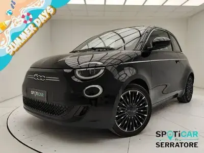 Usata Fiat 500e La Prima 86 kW (118 CV) 2021 Nero Berlina