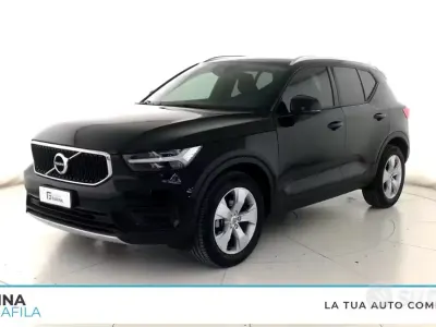 Usata Volvo XC40 Momentum 150 CV (110 kW) 2020 Nero SUV