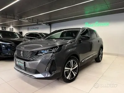 Usata Peugeot 3008 Allure 131 CV (96 kW) 2024 Grigio SUV