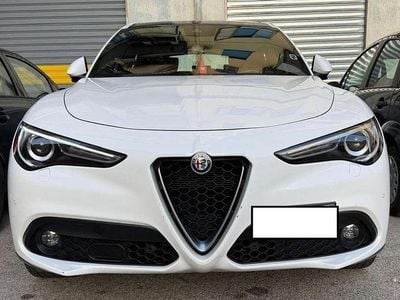 Usata Alfa Romeo Stelvio Ti 209 CV (153 kW) 2022 Bianco SUV