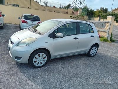 usata Toyota Yaris 1.0 5 porte