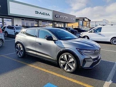Usata Renault Megane E-Tech Techno 55 kW (75 CV) 2023 Grigio chiaro Berlina