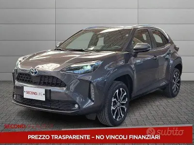 Usata Toyota Yaris Cross Trend 92 CV (67 kW) 2022 Grigio SUV