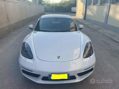 Usata Porsche 718 Cayman