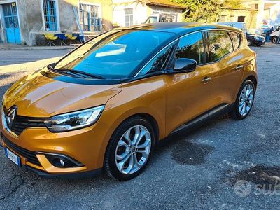 Usata Renault Scénic IV 110 CV (80 kW) 2018 Monovolume