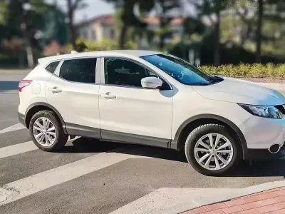 Usata Nissan Qashqai 110 CV (80 kW) 2014 Bianco SUV