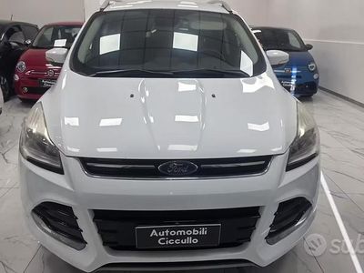 Usata Ford Kuga S 120 CV (88 kW) 2016 Bianco SUV