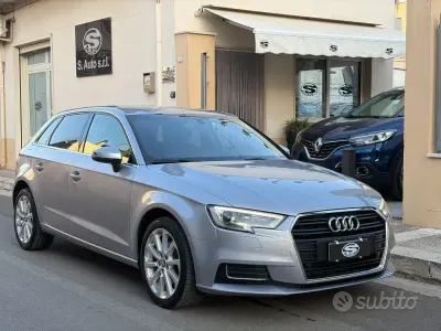 Usata Audi A3 Design 116 CV (85 kW) 2018 Grigio Berlina