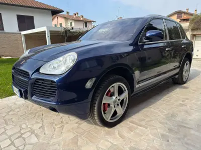 Usata Porsche Cayenne Turbo S 521 CV (383 kW) 2006 Blu/azzurro SUV