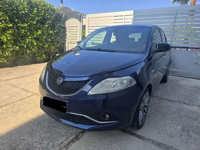 Usata Lancia Ypsilon 69 CV (50 kW) 2018 Utilitaria