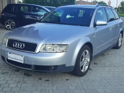 Usata Audi A4 131 CV (96 kW) 2001 Argento Station wagon