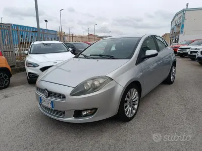 Usata Fiat Bravo Emotion 120 CV (88 kW) 2012 Other Utilitaria