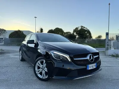 Usata Mercedes A180 109 CV (80 kW) 2017 Other Berlina