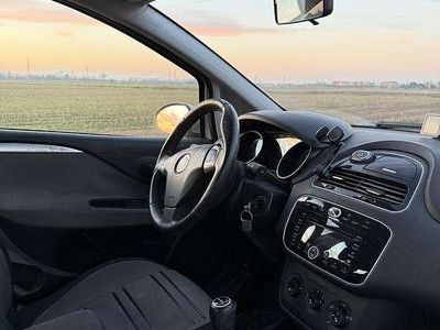 Usata Fiat Punto Evo Dynamic 77 CV (56 kW) 2010 Utilitaria