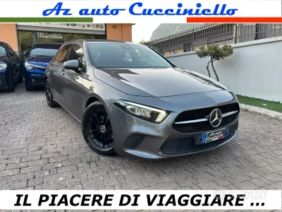 Usata Mercedes A180 116 CV (85 kW) 2019 Grigio Berlina
