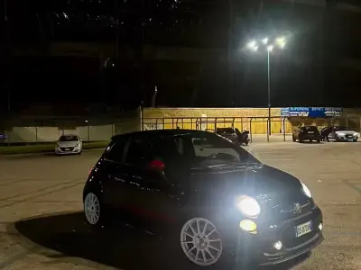 Usata Abarth 500 135 CV (99 kW) 2008 Nero Utilitaria