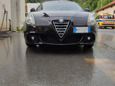 Usata Alfa Romeo Giulietta 170 CV (125 kW) 2014 Nero Utilitaria