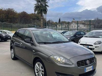 Occasion Fiat Croma Active 120 ch (88 kW) 2008 Gris Break