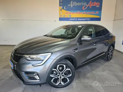 Usata Renault Arkana Intens 94 CV (69 kW) 2022 Grigio SUV