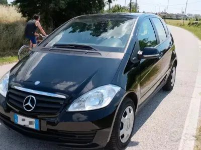 Usata Mercedes A150 Avantgarde 95 CV (69 kW) 2009 Nero Utilitaria