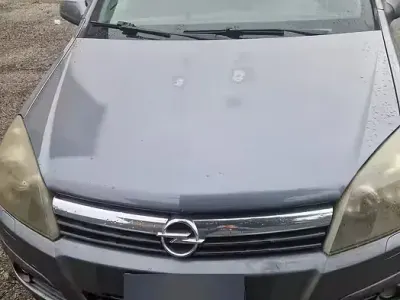 Usata Opel Astra 101 CV (74 kW) 2006 Nero Station wagon