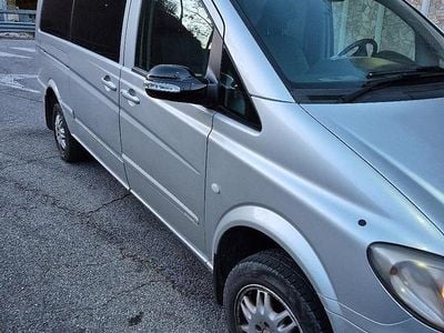 Usado Mercedes Viano 150 CV (110 kW) 2008 Gris Monovolumen