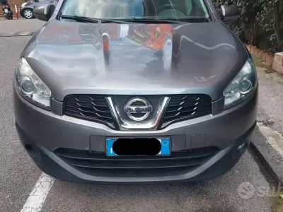 Usata Nissan Qashqai Acenta 131 CV (96 kW) 2011 Grigio SUV