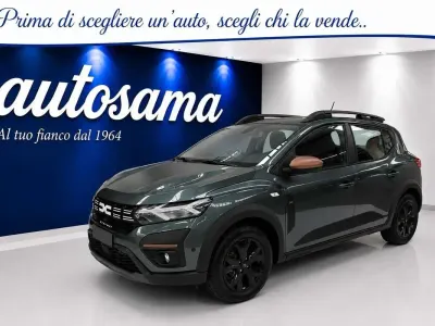 Usata Dacia Sandero Extreme 101 CV (74 kW) 2024 Verde oxide Berlina
