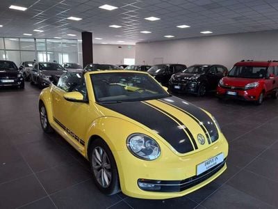 Begagnad VW Beetle Cabriolet Design 110 HK (80 kW) 2015 Gul Cab