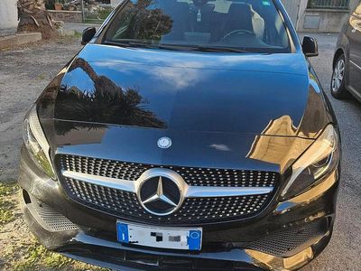 Usata Mercedes A180 Premium 109 CV (80 kW) 2016 Nero Berlina