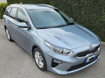 Usata Kia Ceed Sportswagon 140 CV (102 kW) 2019 Grigio Station wagon