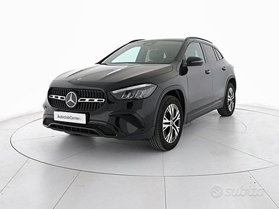 Begagnad Mercedes GLA200 Advanced 150 HK (110 kW) 2024 Svart SUV